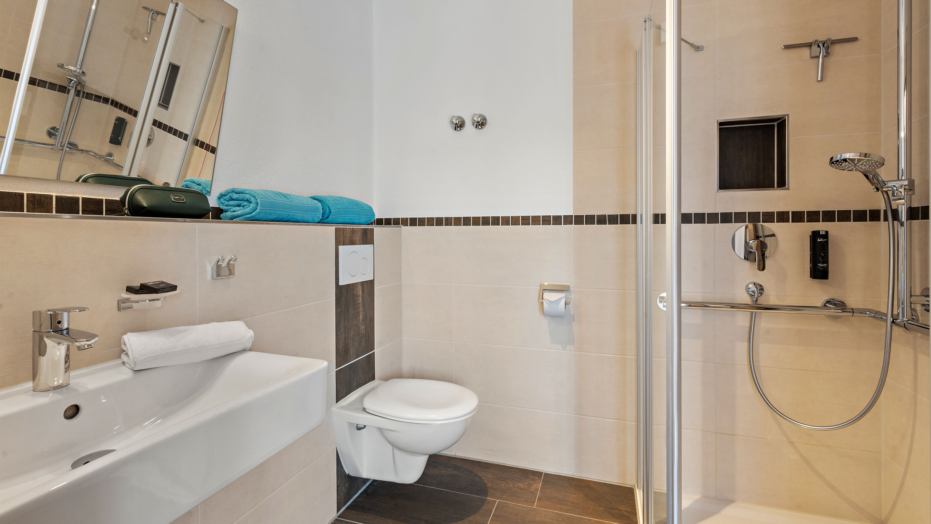 Barrierefreies Neubau-Bad im Hotel Bergsonne Allgäu