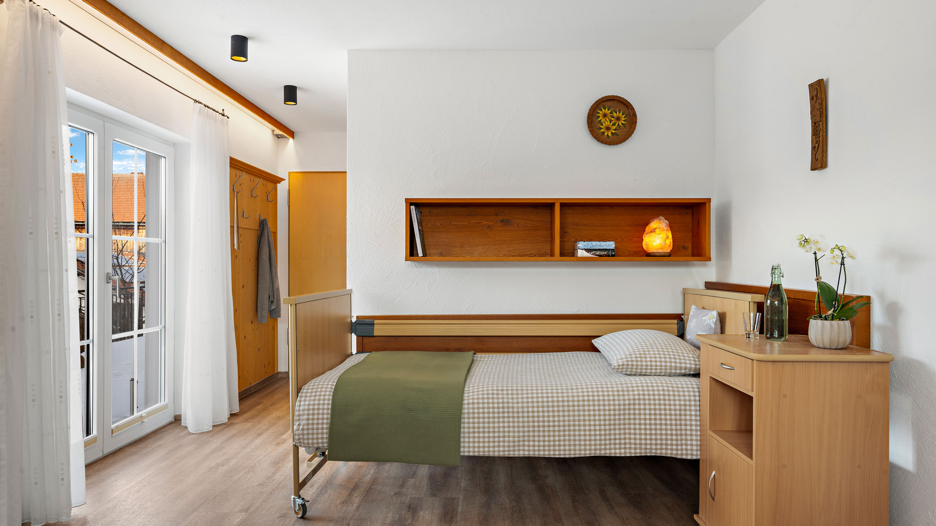 Barrierefreies Komfort-Doppelzimmer mit Einzelbett