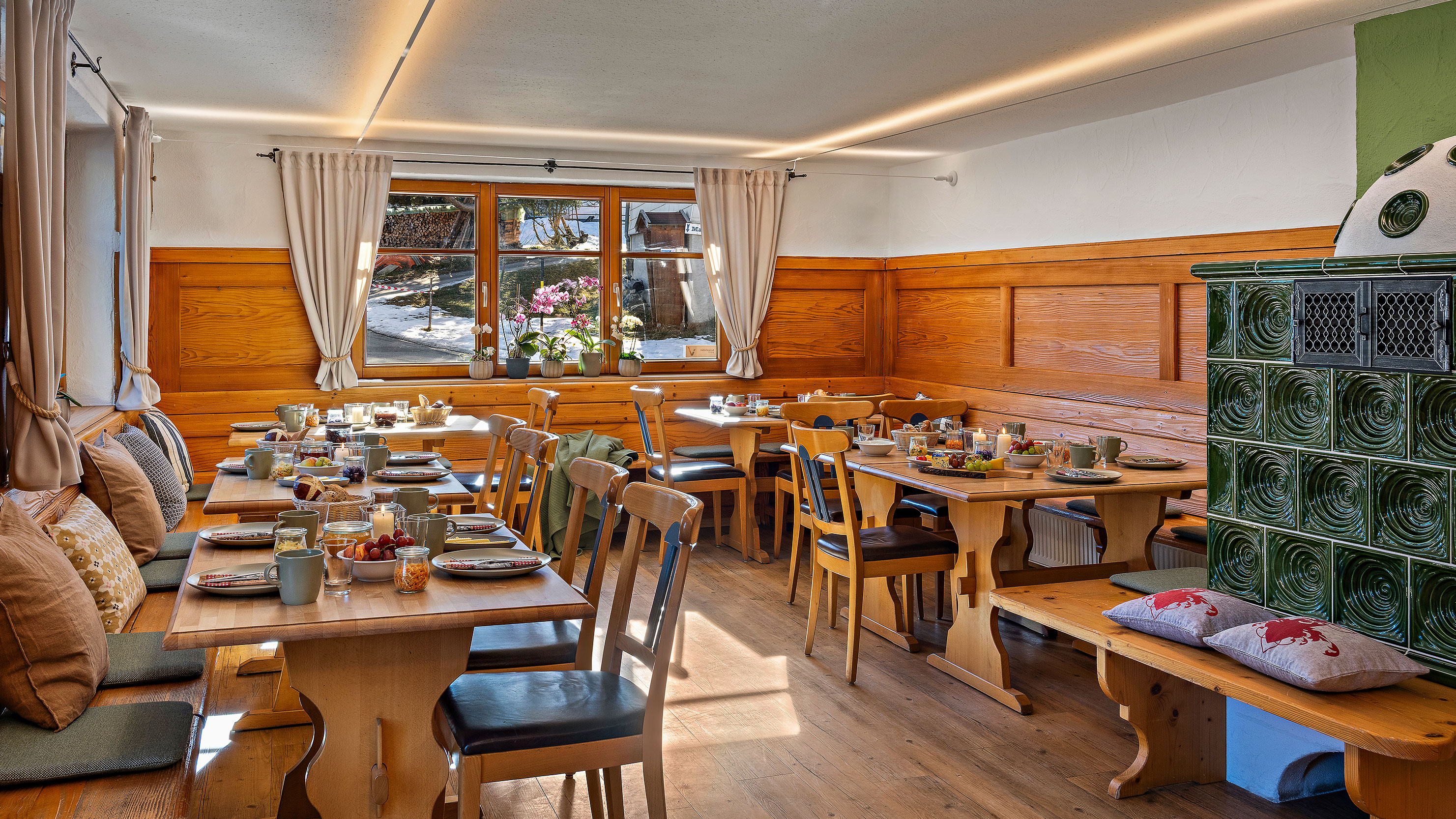 Frühstücksraum im Hotel Bergsonne Allgäu